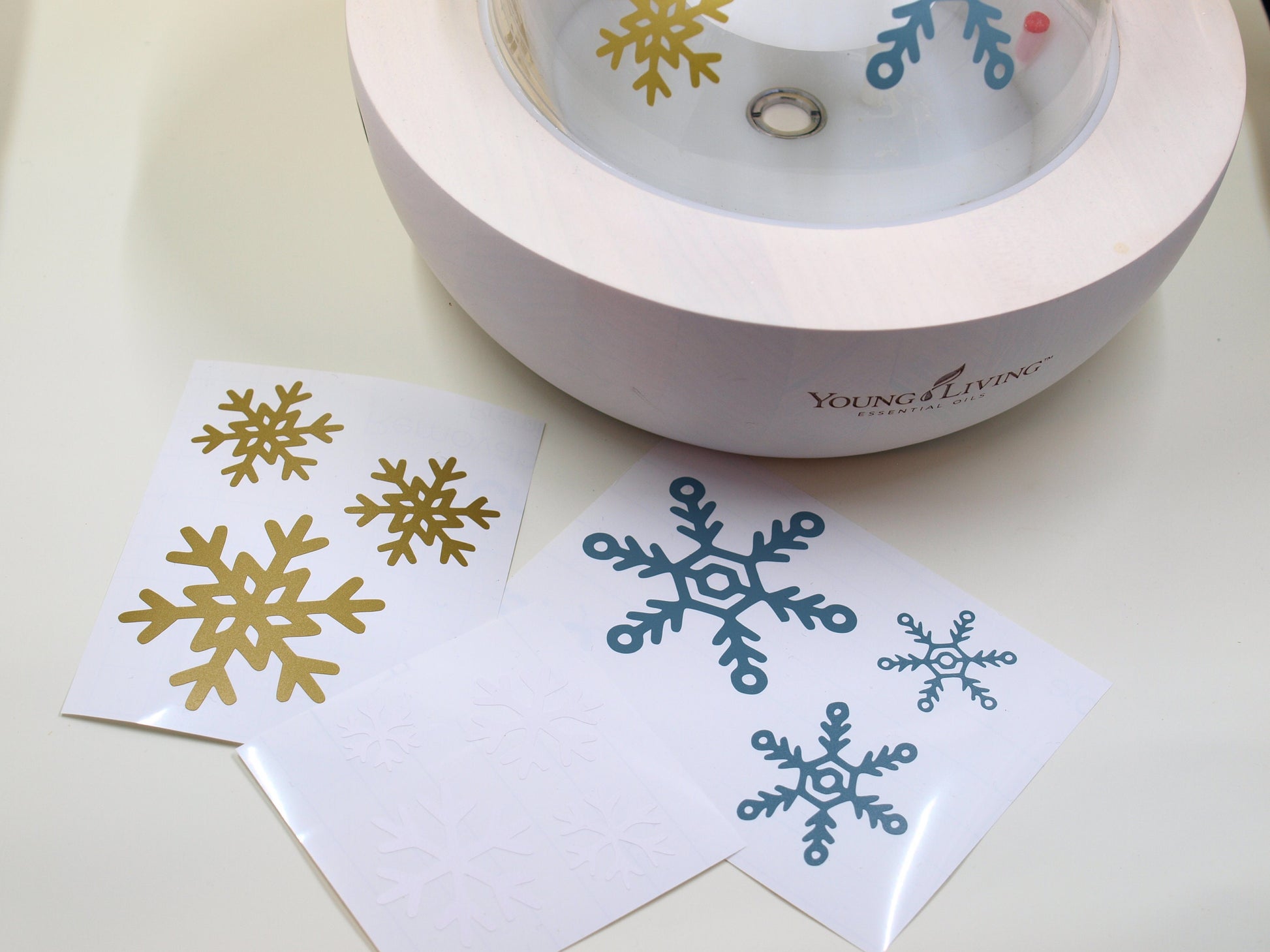Snowflake Stickers, Aria Diffuser Decal, DoTerra Diffuser, Christmas Diffuser Decal, Young Living Decals, Christmas Gift for Her,